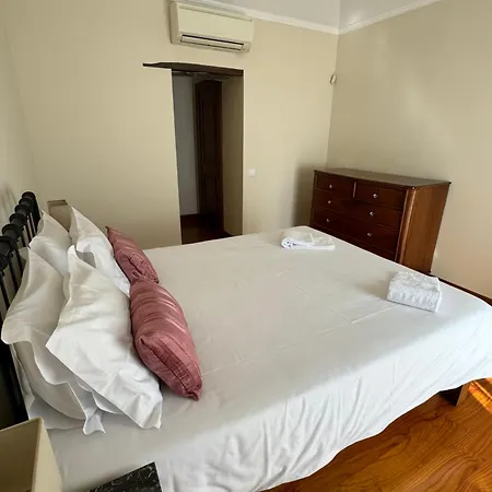 Casa Dos Reis 칼례타